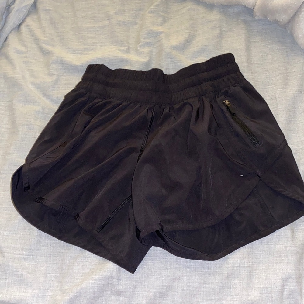 Lulu lemon tracker short